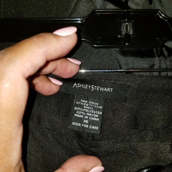 Lovely Pants Suit - Picture 6 of 6